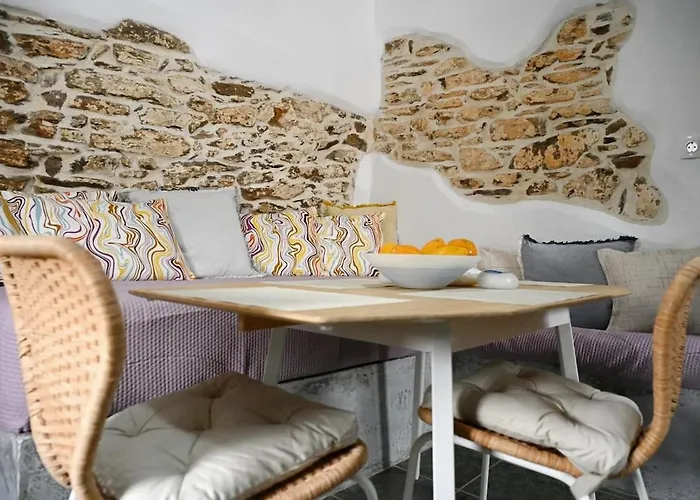 House On The Island *